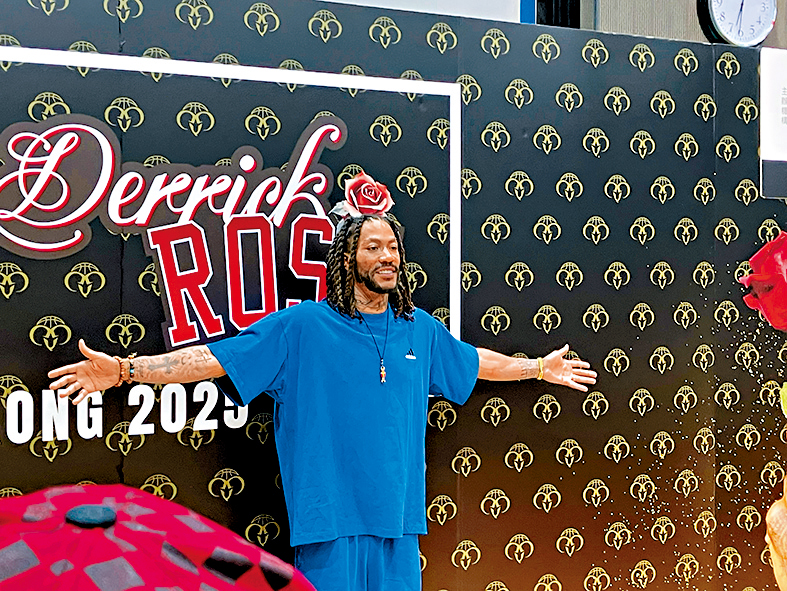 NBA球星戴歷路斯到港進行宣傳活動。