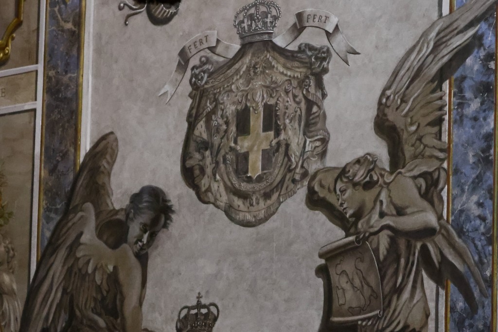 壁畫中天使因被指酷似意大利總理梅洛尼而引發爭議。 路透社