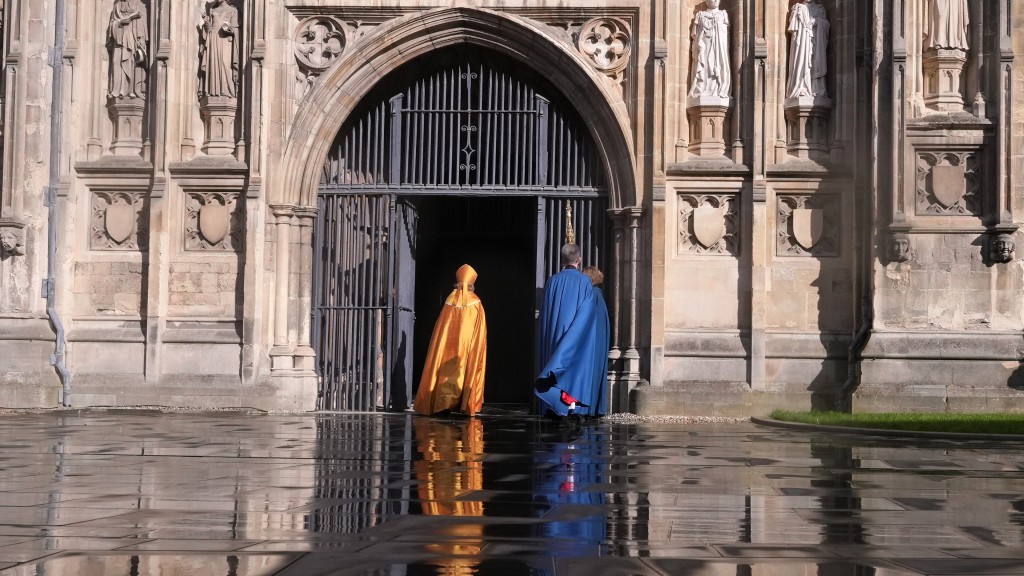 穆拉利（Sarah Mullally）就任坎特伯里大主教。 美联社