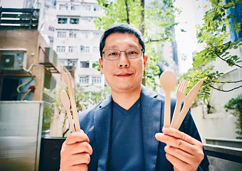 黃傑龍認為即棄膠餐具管制首階段相對「容易」，市場上替代品算得上成熟，成本尚可接受。