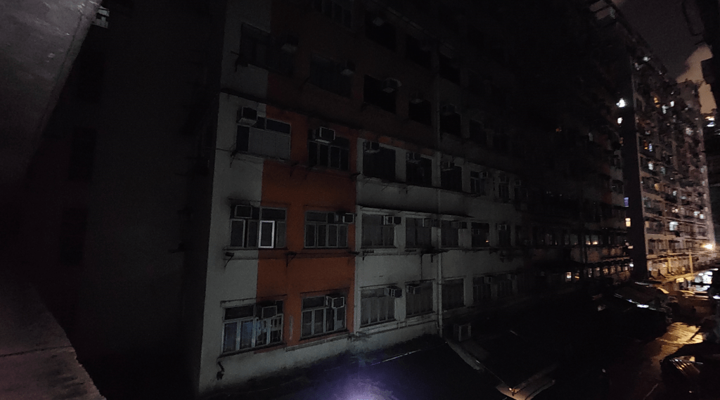 益豐大廈4座烏燈黑火。