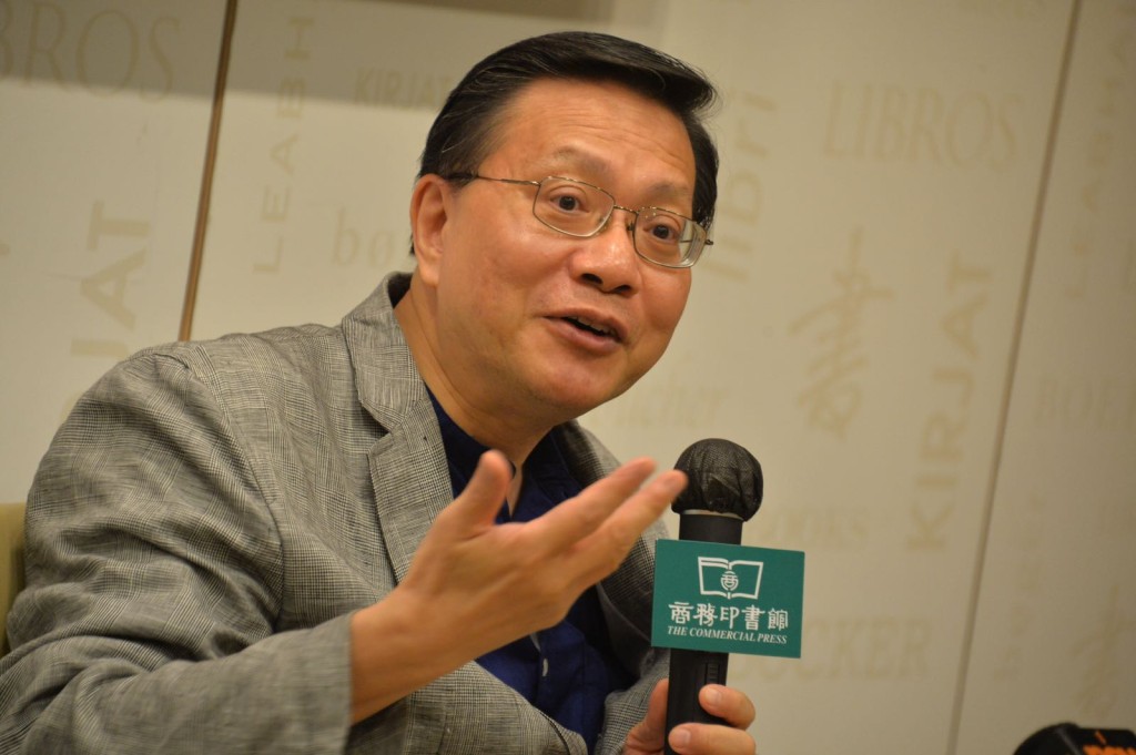 張炳良又指,以往曾考慮將熟地撥作建居屋,但未被接納。盧江球攝