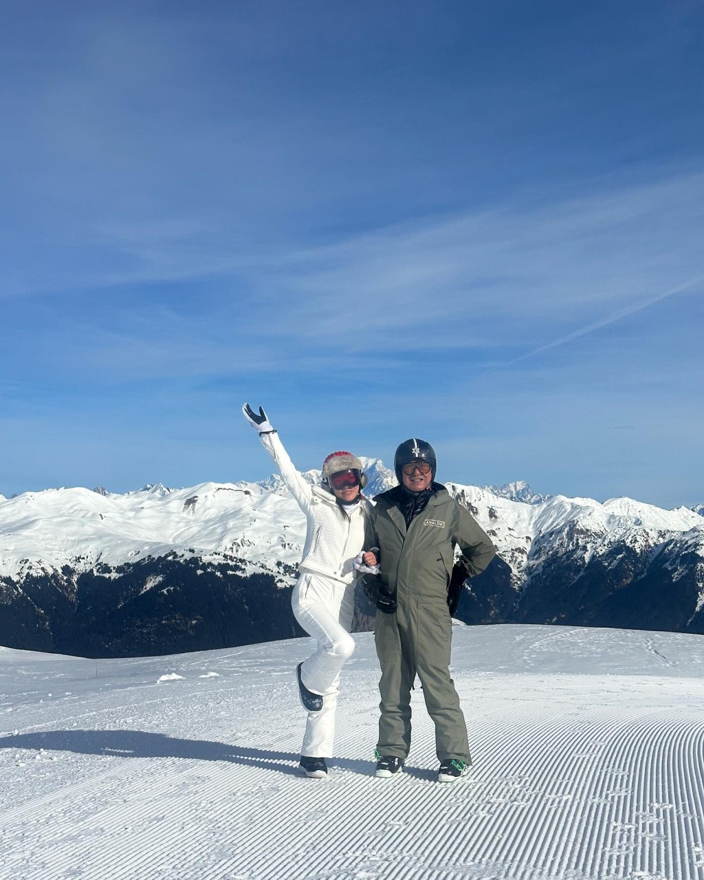 李美慧在IG上載去滑雪的相片。