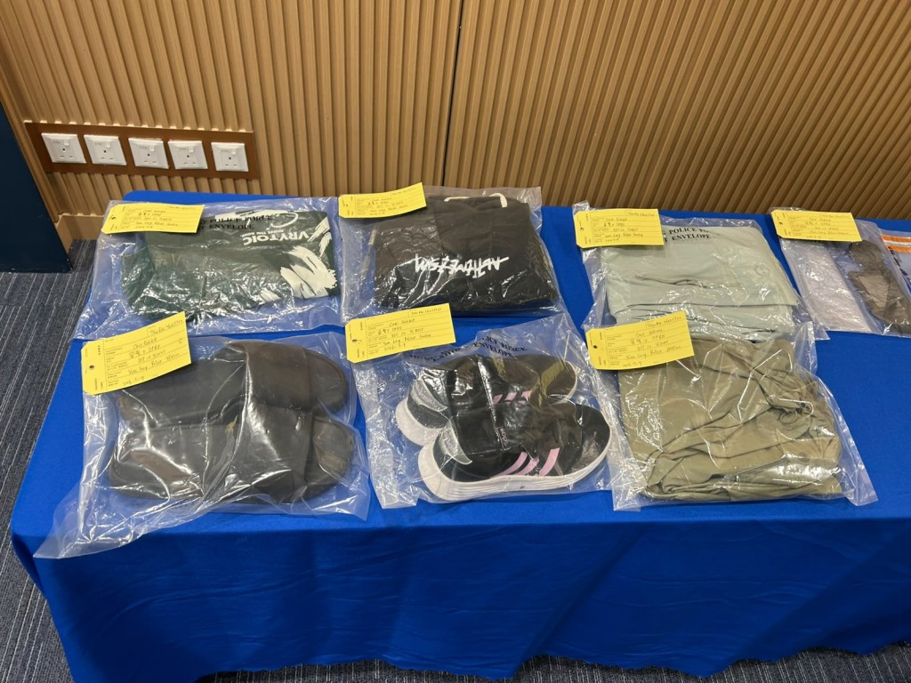 警方展示證物。曾志恒攝 警方展示證物。曾志恒攝
