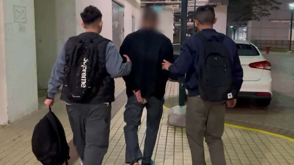 葵涌商舖遇窃失两万元 警闪电拘中年贼。警方图片