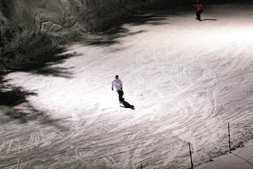 梁朝偉與太太劉嘉玲都熱愛滑雪，2006年已被拍到兩人一同到北海道滑雪。（東周刊圖片）