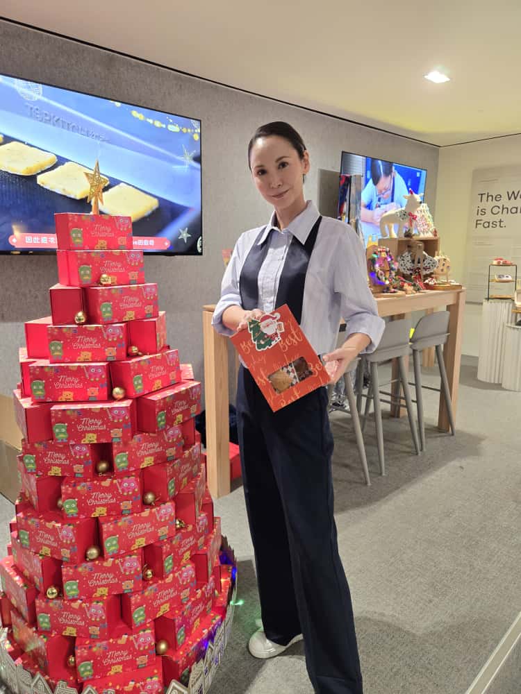 Amanda S.與保良局合作推出聖誕曲奇。