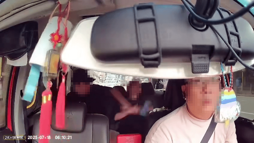 男子其後突然發飆斥罵,連連用力直毆女伴頭部及頸部。 男子其後突然發飆斥罵,連連用力直毆女伴頭部及頸部。