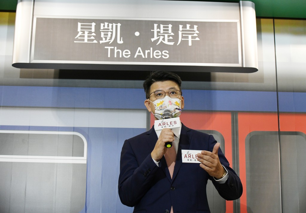 中洲楊聰永指新按揭保險計劃有利中大型單位。
