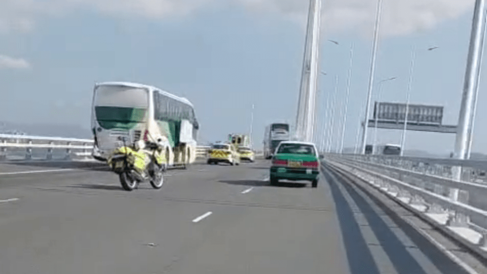 深圳灣旅遊巴17傷車禍｜據悉司機有身體病 家人亦欠債 疑一時想不開撞橋