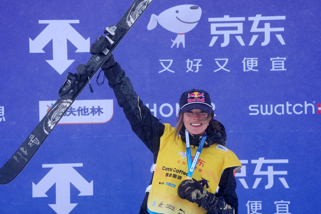 谷爱凌是2025年收入第4高的女运动员。新华社