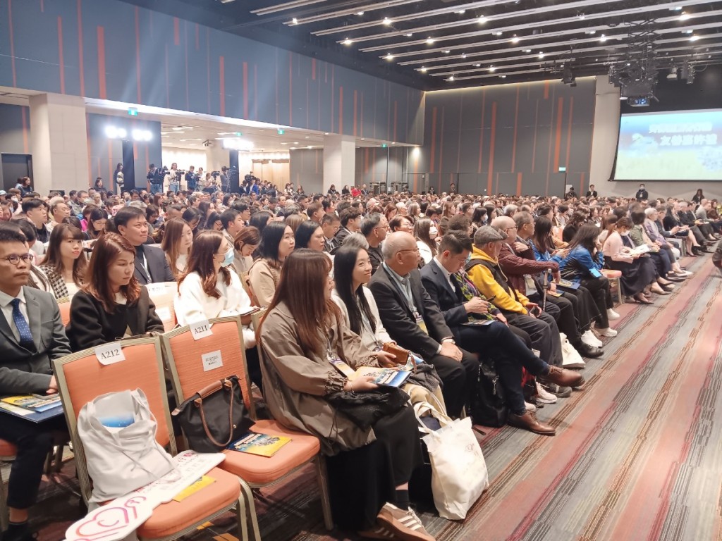 今年的行動以「全程為您 全程撐」為主題，致力於營造支持照顧者的社區氛圍。曾智華攝