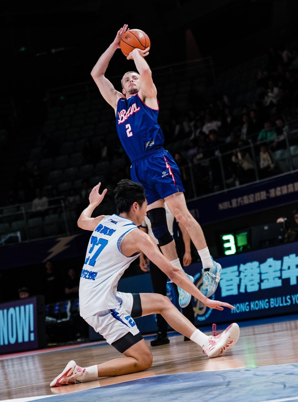 香港金牛上季夺冠功臣厄特尔离队。香港金牛图片