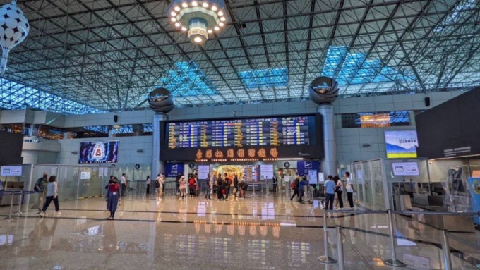 HK Express往台北航班，中途转飞高雄。（资料图片）