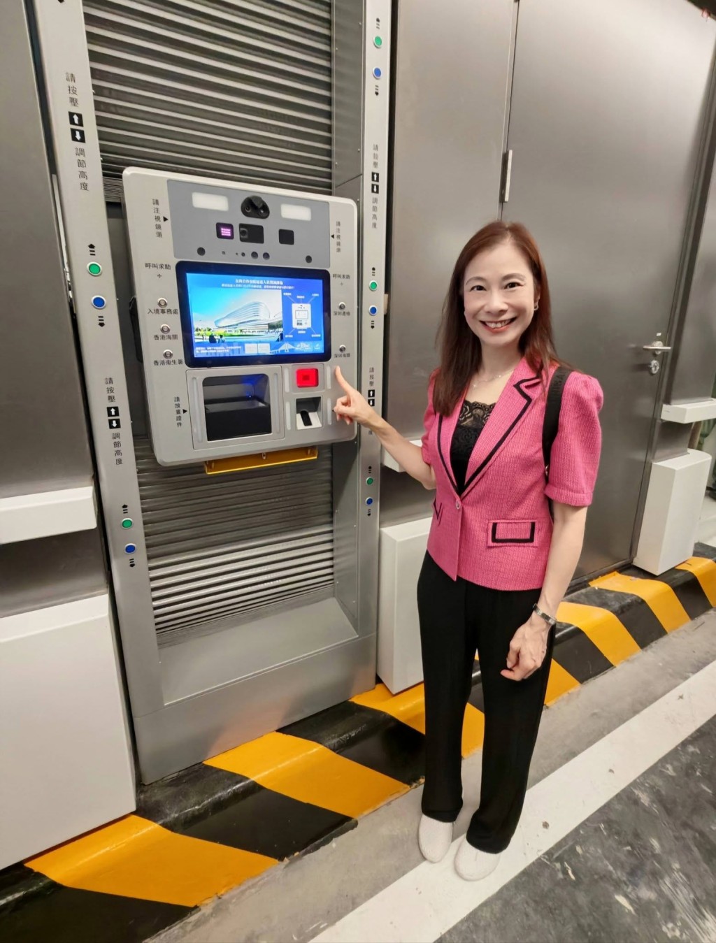 陳曼琪在社交平台上載多張考察皇崗港方口岸區相片。陳曼琪fb 陳曼琪在社交平台上載多張考察皇崗港方口岸區相片。陳曼琪fb