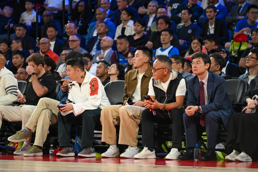 NBA中国赛独行侠vs火箭。魏国谦摄