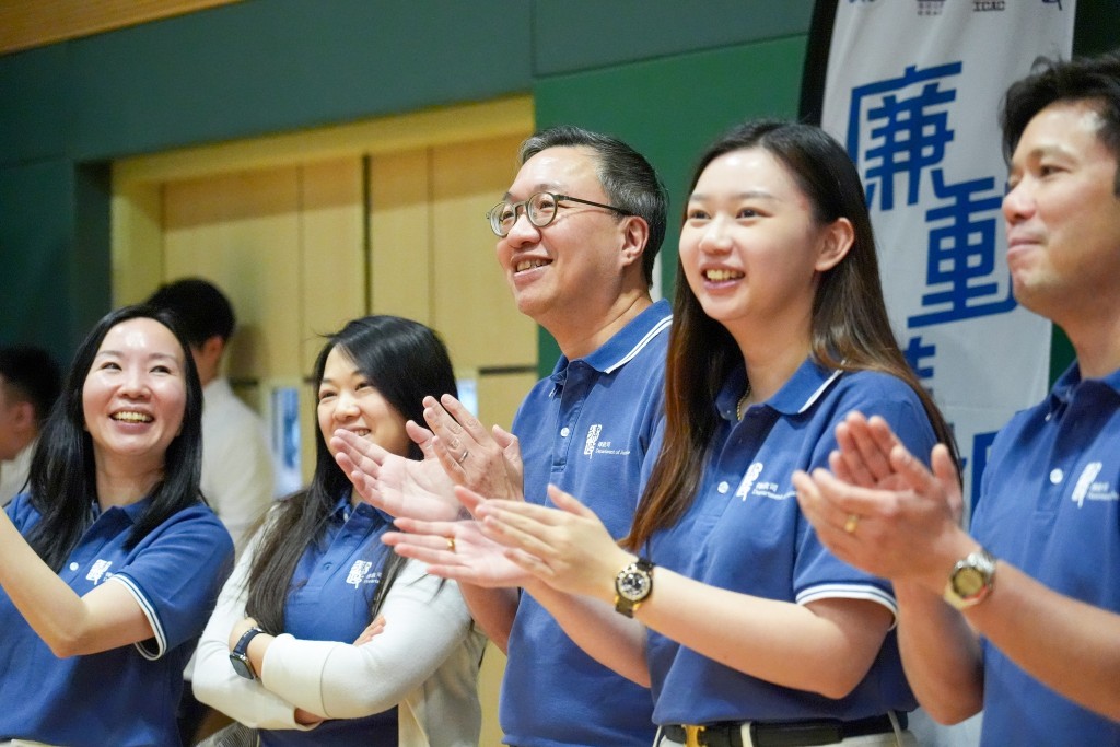 林定國為參加者打氣。林定國fb
