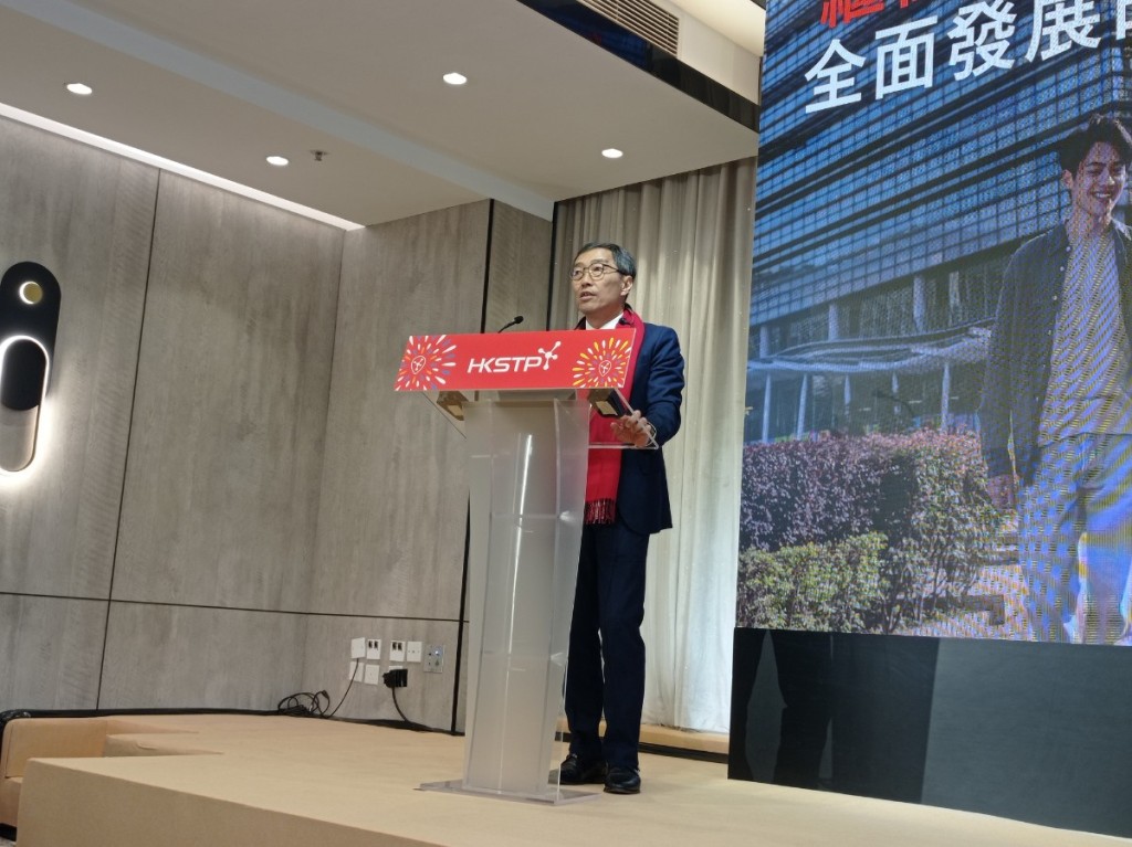 黄克强指科学园会全力支持政府推动香港发展为国际绿色科技及金融中心。冯健文摄