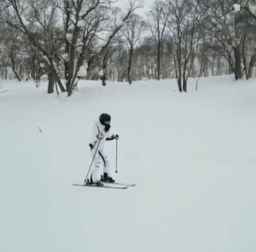 江美仪一滑便爱上滑雪。