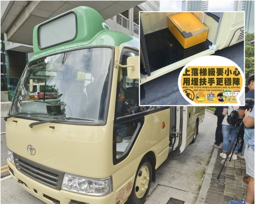 小巴今日起需陸續安裝中間梯級。資料圖片