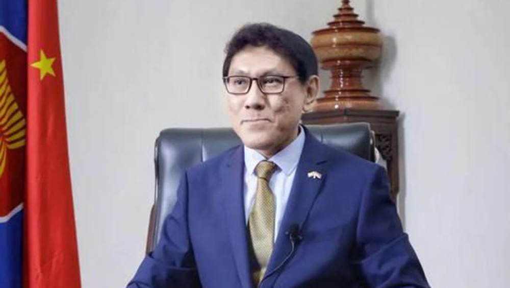緬甸駐華大使苗丹佩疑心臟病發作在雲南去世。