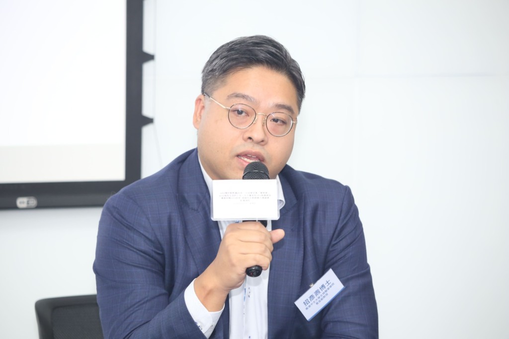 香港中文大学生物医学学院客座副教授招彦焘博士澄清,传统子宫颈抹片检查(柏氏抹片)只能侦测细胞有否异常病变。 香港中文大学生物医学学院客座副教授招彦焘博士澄清,传统子宫颈抹片检查(柏氏抹片)只能侦测细胞有否异常病变。