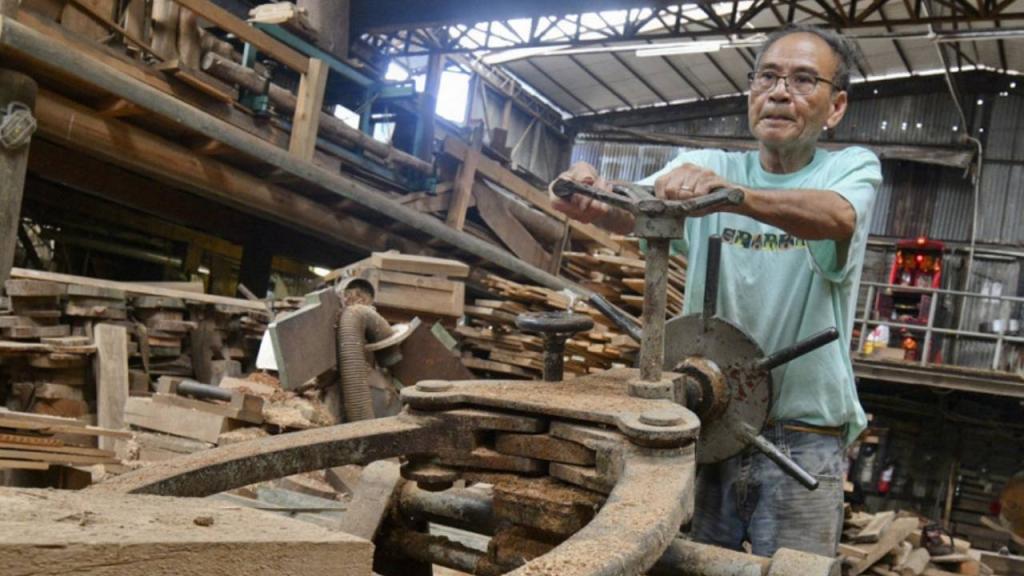 志记鎅木厂已有70年历史。资料图片