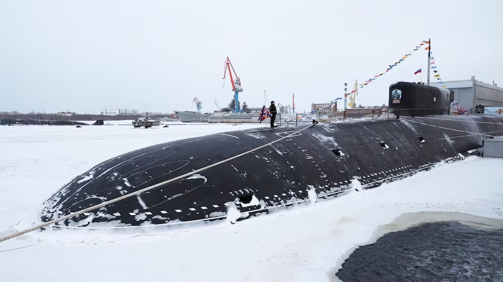 新建成的亞歷山大三世皇帝號核潛艇。美聯社