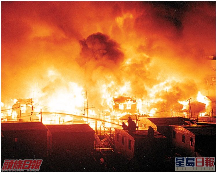 大火將近百間棚屋吞噬。資料圖片