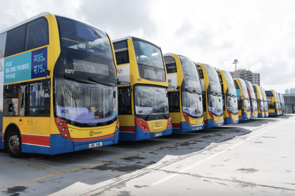 成品油价格急升，对专营巴士行业造成实质影响。