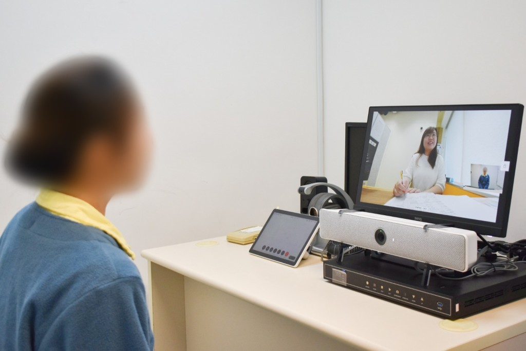 在囚人士在懲教院所參與視像招聘會。 在囚人士在懲教院所參與視像招聘會。