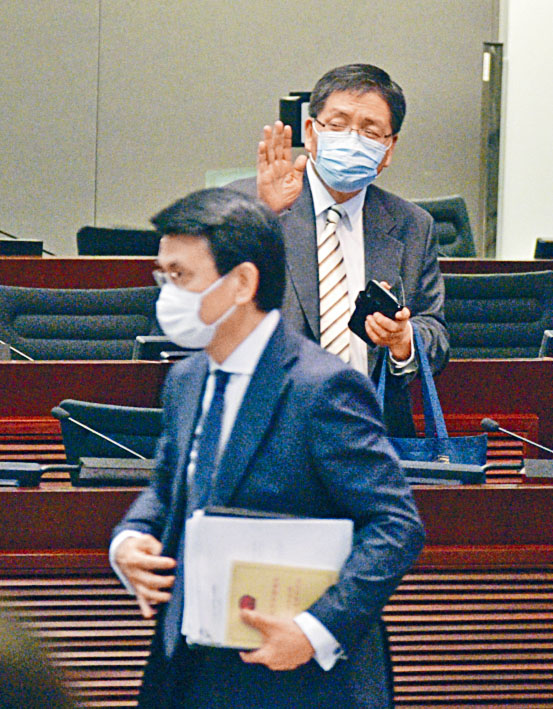 廣播處處長梁家榮表示，港台一直恪守一個中國原則。