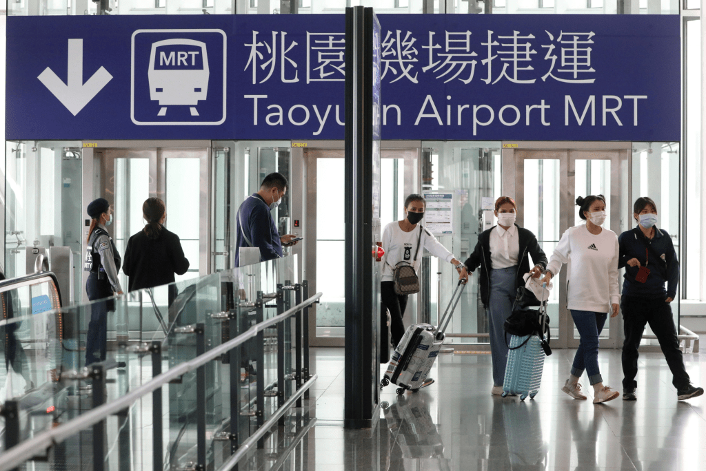 台灣自周五（10日）開始恢復廣東廣州在內的10個客運直航點。AP資料圖