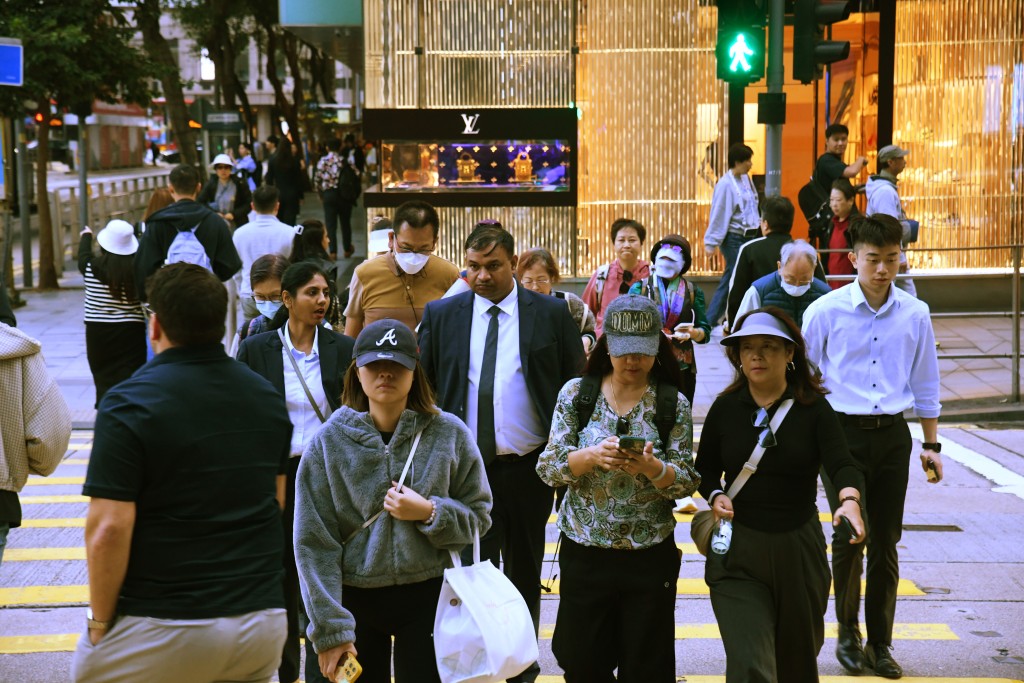 若從業員未能配合市場需求，可能面臨離職壓力。資料圖片