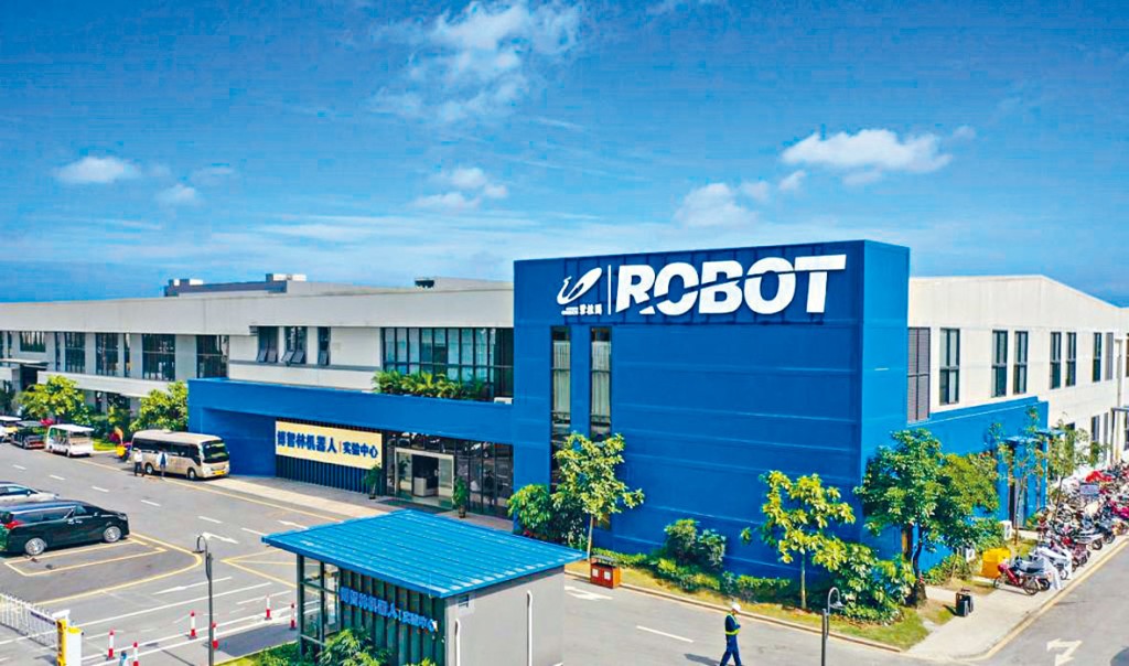 除房地產主業外，碧桂園近年亦積極佈局機械人建築、機械人餐飲。