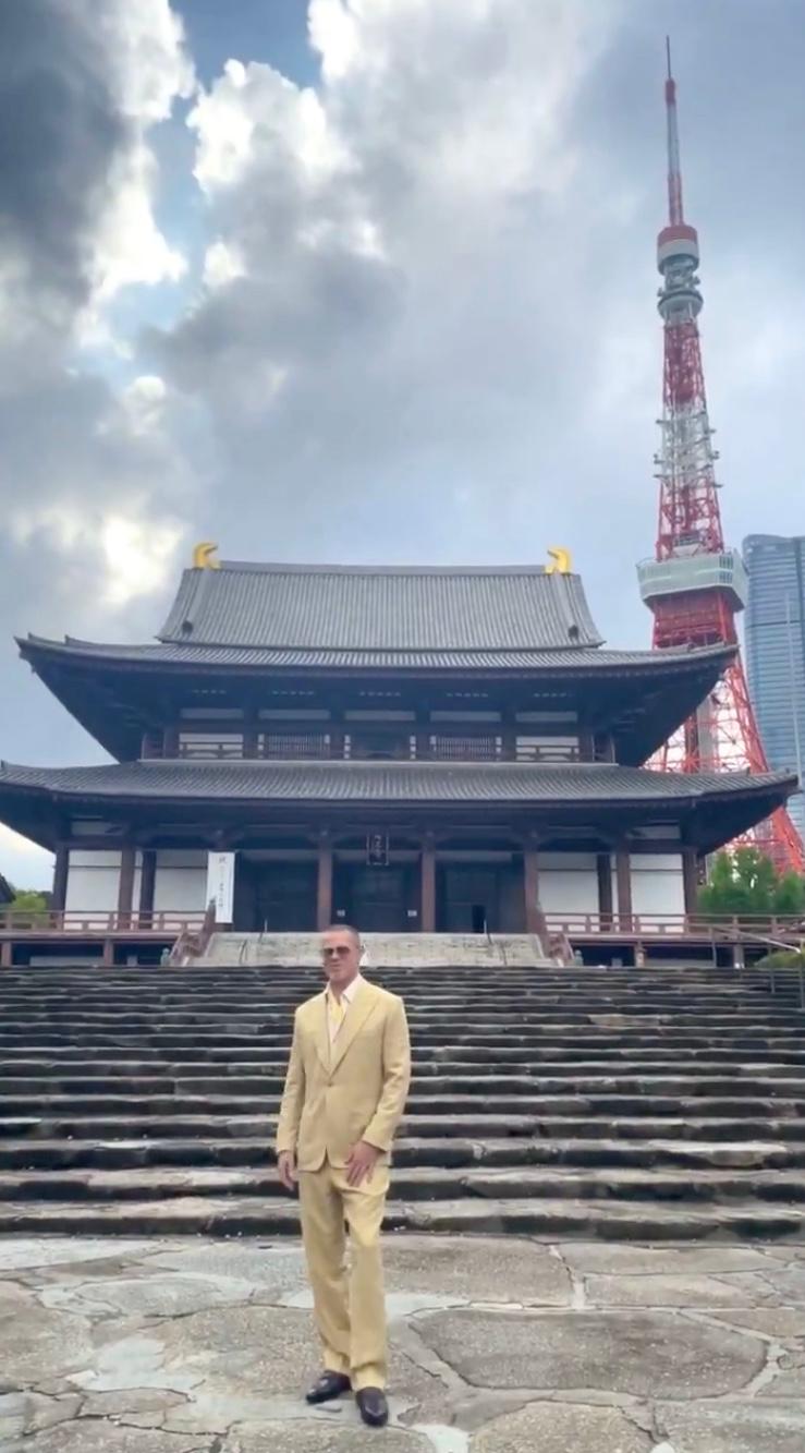 畢佬到增上寺留影。 畢佬到增上寺留影。