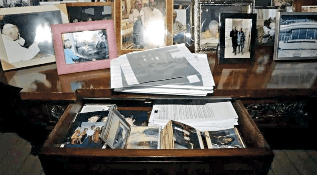 已故美國富豪愛潑斯坦（Jeffrey Epstein）的性醜聞案再掀駭人波瀾。