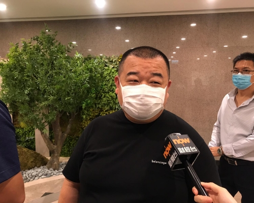 黃先生: 計畫認購2房或3房作自住