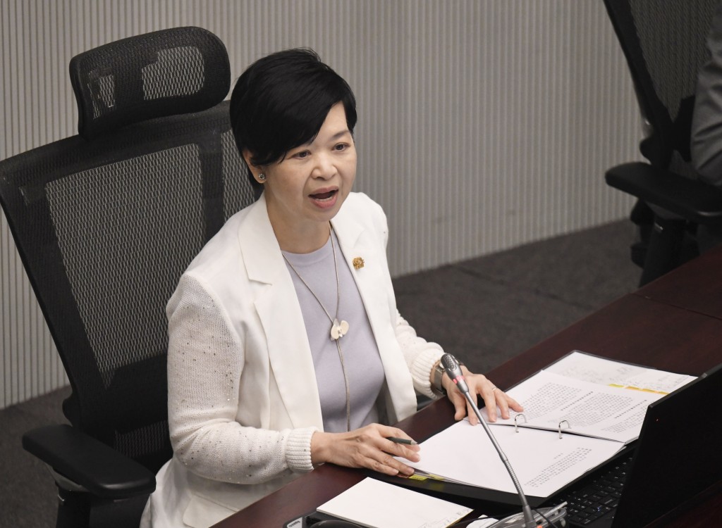 房委會主席、房屋局局長何永賢。 房委會主席、房屋局局長何永賢。