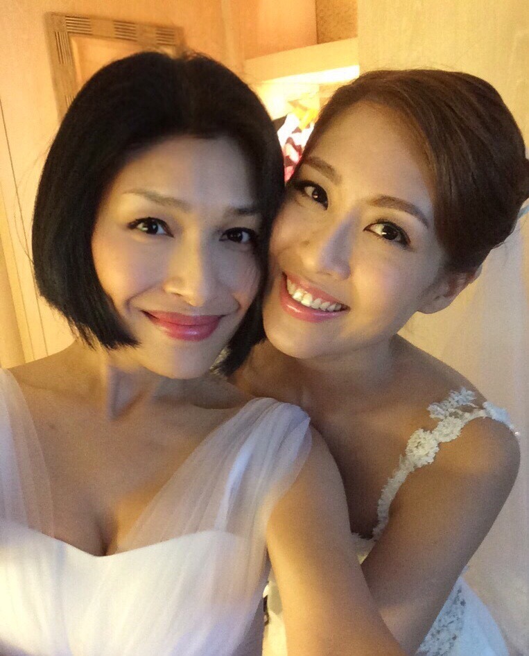 有份为陈敏之婚礼做姊妹。