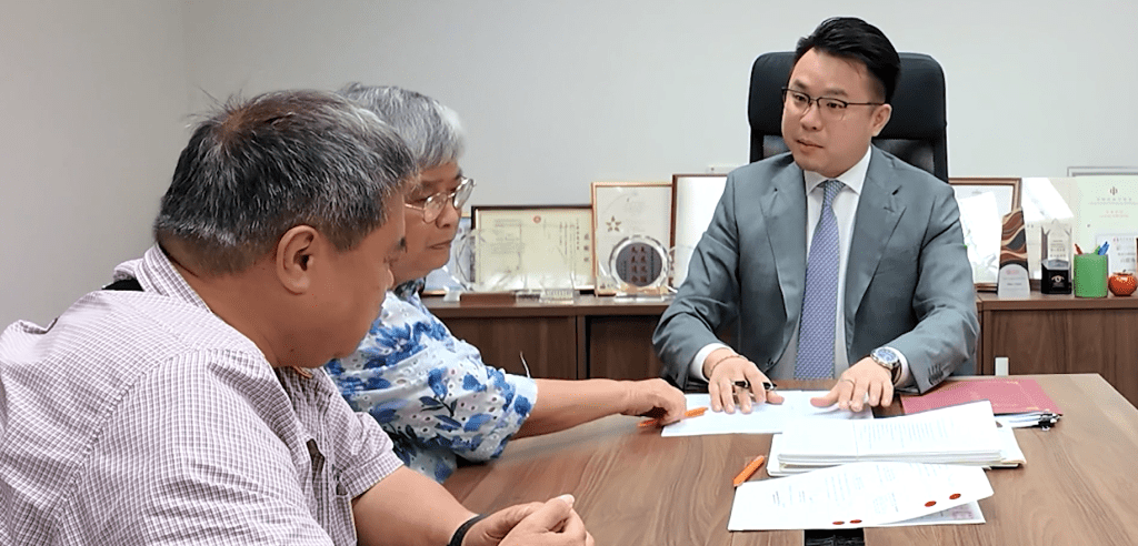 宏福苑「解說專隊」正為業主提供全流程支援。 宏福苑「解說專隊」正為業主提供全流程支援。
