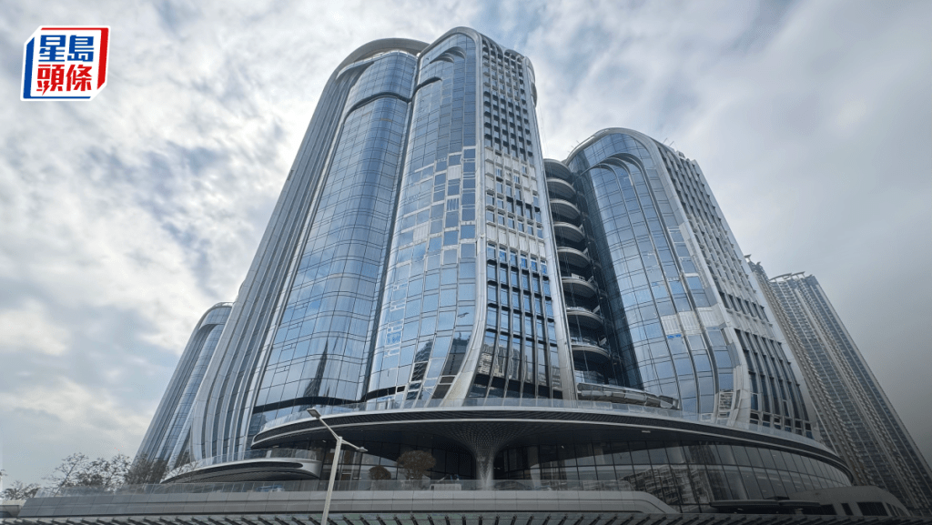 新地中期基础溢利升17% 股息增3% 郭炳联：楼市逐步复苏 香港已踏入高质量发展新阶段