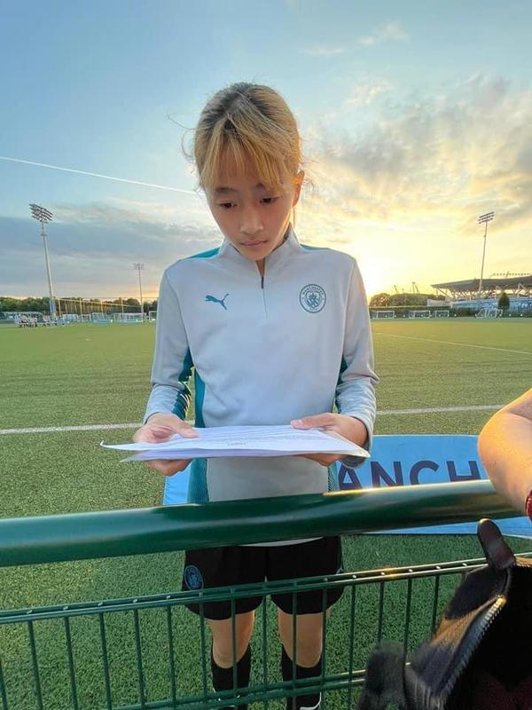 陳頌文獲得隨曼城U19女子隊受訓機會。網圖