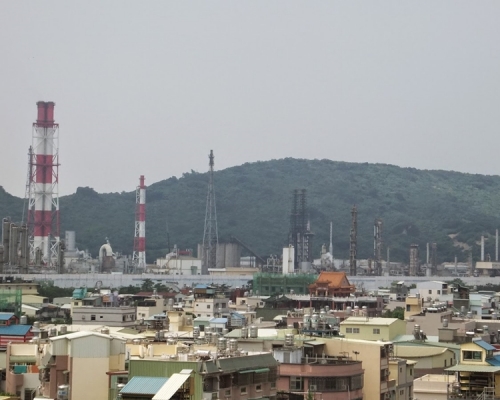 高雄中油大林煉油廠內有人全身灼傷急需送院。網圖