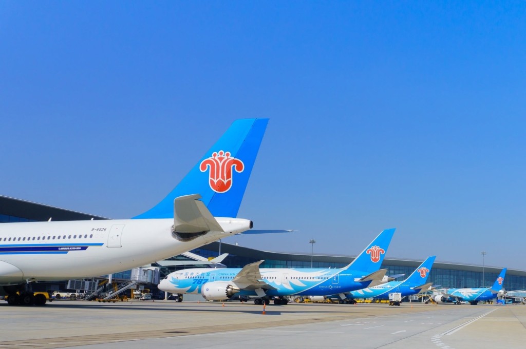 南方航空。 FB