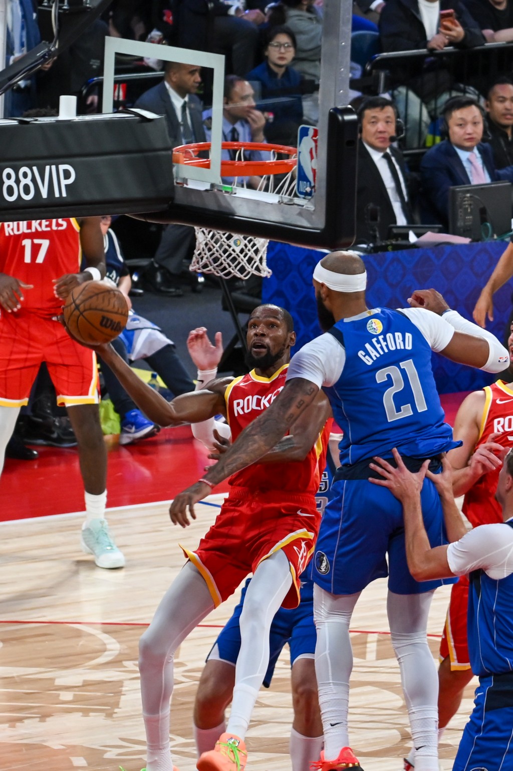 NBA中國賽火箭vs獨行俠G1。魏國謙攝