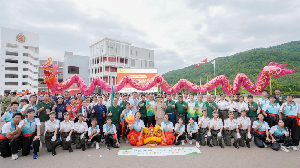 Customs YES 会员积极参与多项庆祝活动，向祖国送上衷心祝福。海关fb