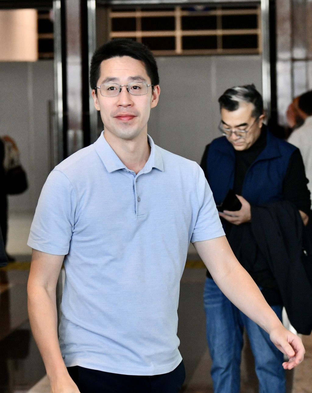 他表示,香港現在比任何時候都更加需要一班有擔當、有能力,並且願意檢討制度、聆聽民意的議員。 他表示,香港現在比任何時候都更加需要一班有擔當、有能力,並且願意檢討制度、聆聽民意的議員。