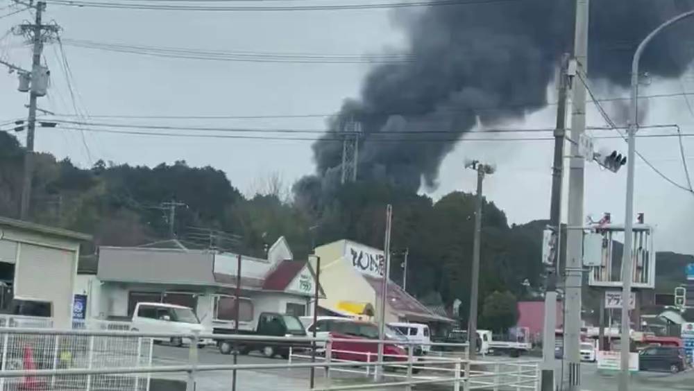 日本福岡縣飯塚市一間公司發生氣體爆炸。