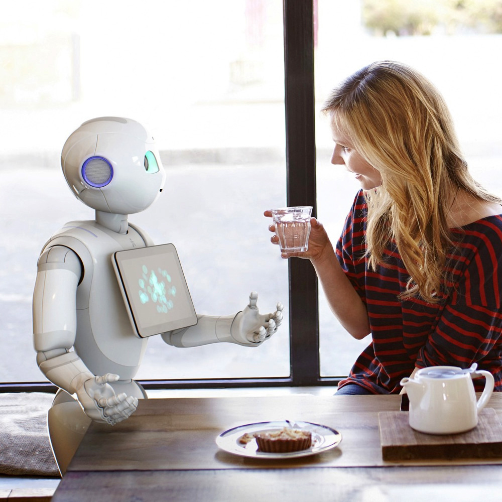 传苹果拟研发一款可以跟随用户在家中走动的家用机器人。网上图片